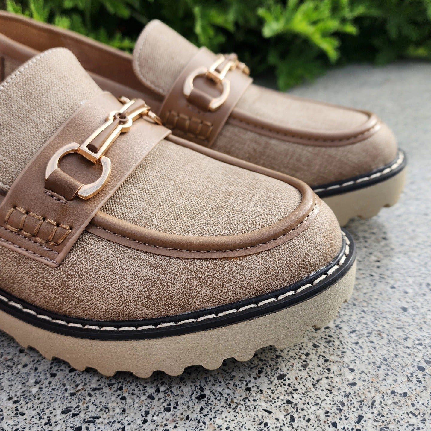 Mocassins pour Femmes : Kaki Confort & Élégant